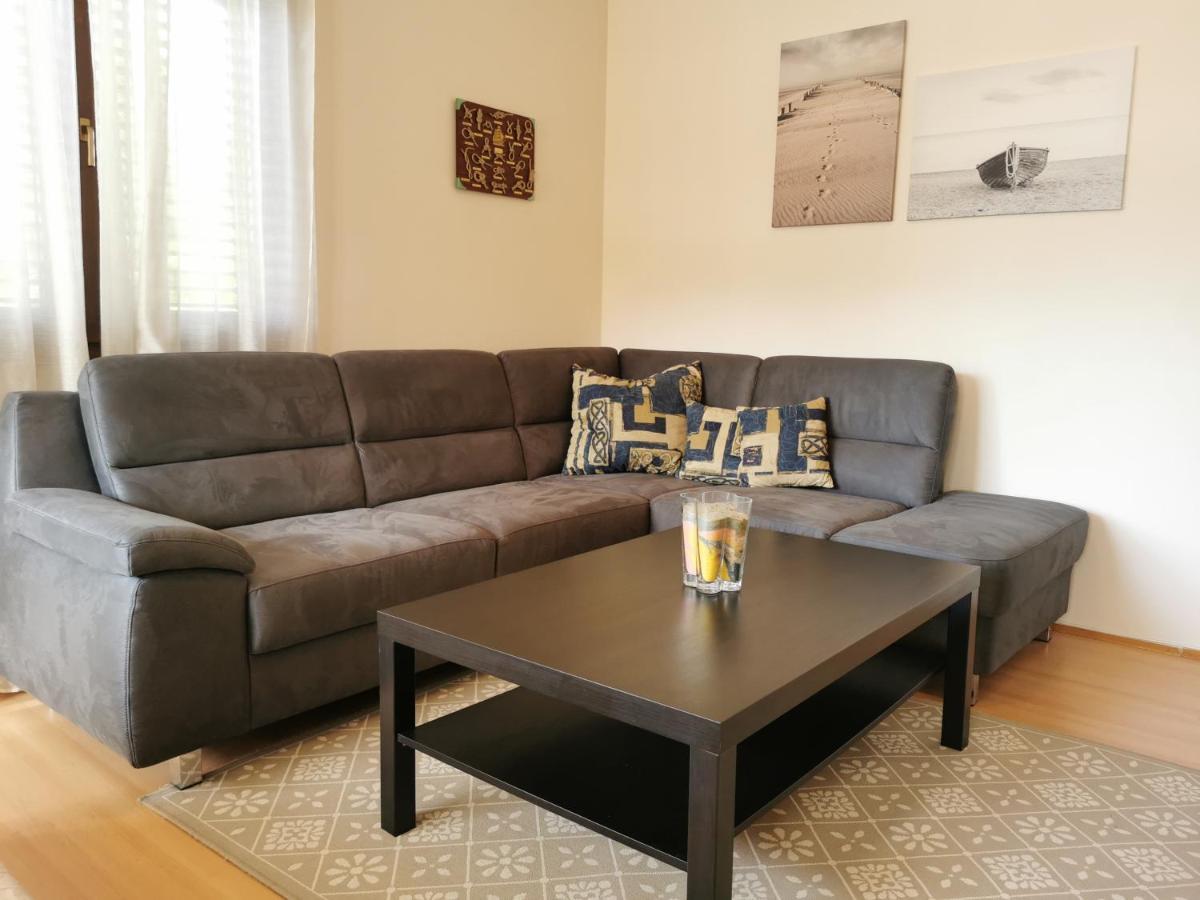Apartment Lara Rovinj Bagian luar foto