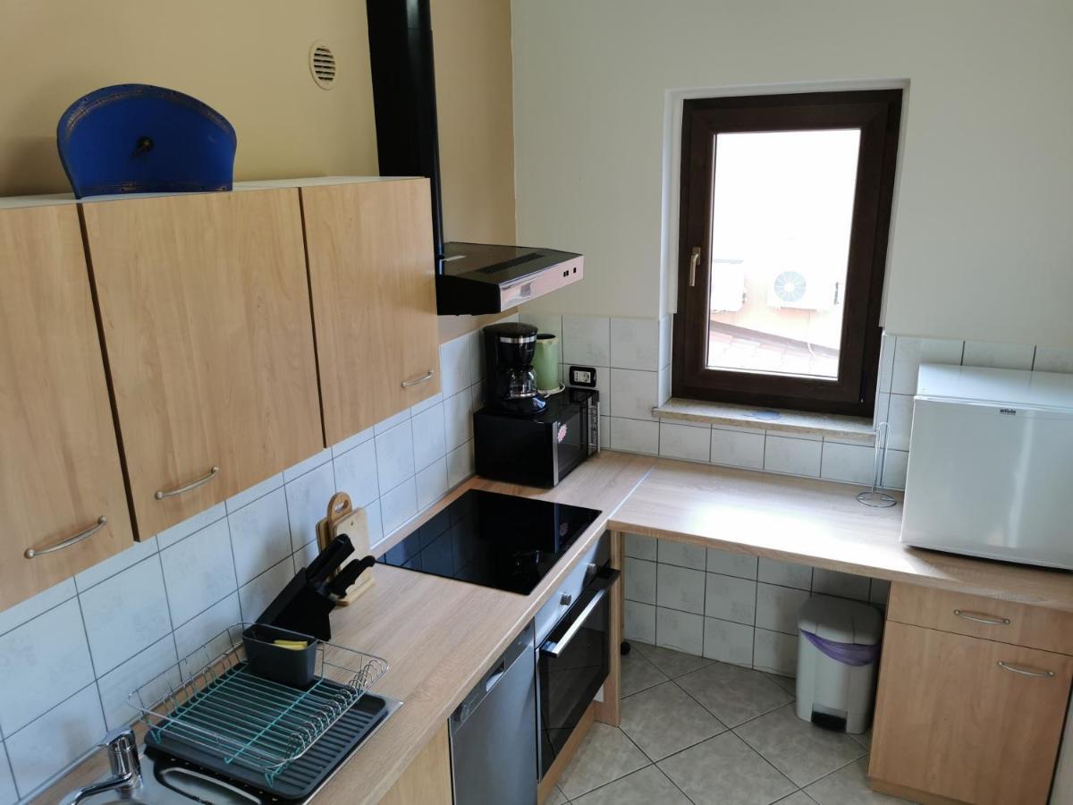 Apartment Lara Rovinj Bagian luar foto