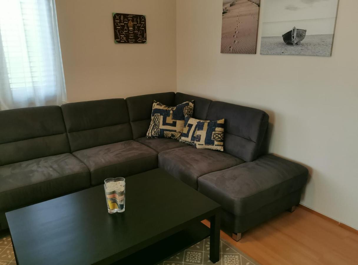 Apartment Lara Rovinj Bagian luar foto